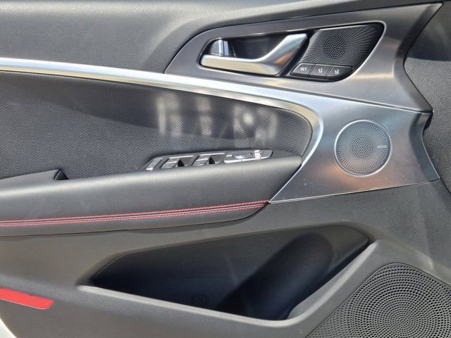 Used 2025 Genesis G70 2.5T w/ Sport Prestige Package image 23