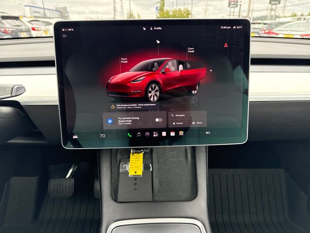 Used 2022 Tesla Model Y Long Range AWD/4WD image 25