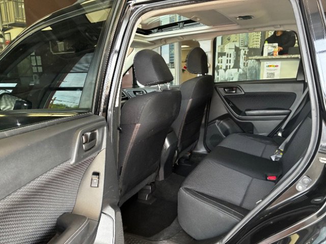 Used 2017 Subaru Forester 2.5i Premium w/ Popular Package #2A AWD/4WD image 28