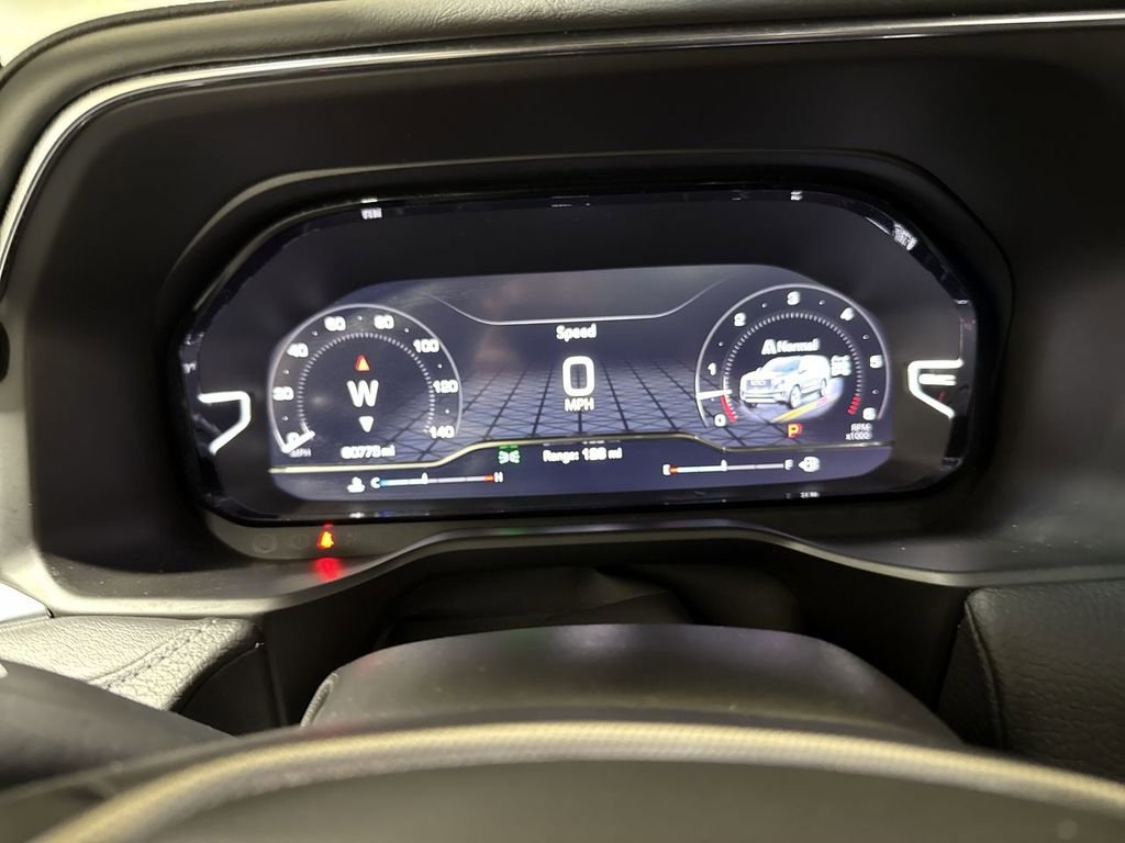 Used 2023 GMC Yukon Denali image 12