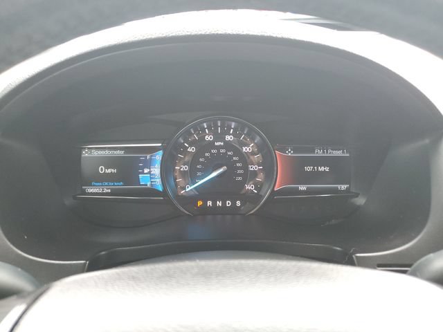 Used 2017 Ford Explorer XLT w/ Equipment Group 201A AWD/4WD image 25