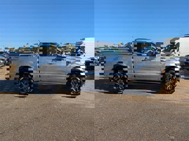 Used 2022 Ford Ranger XLT w/ Equipment Group 302A High image 3