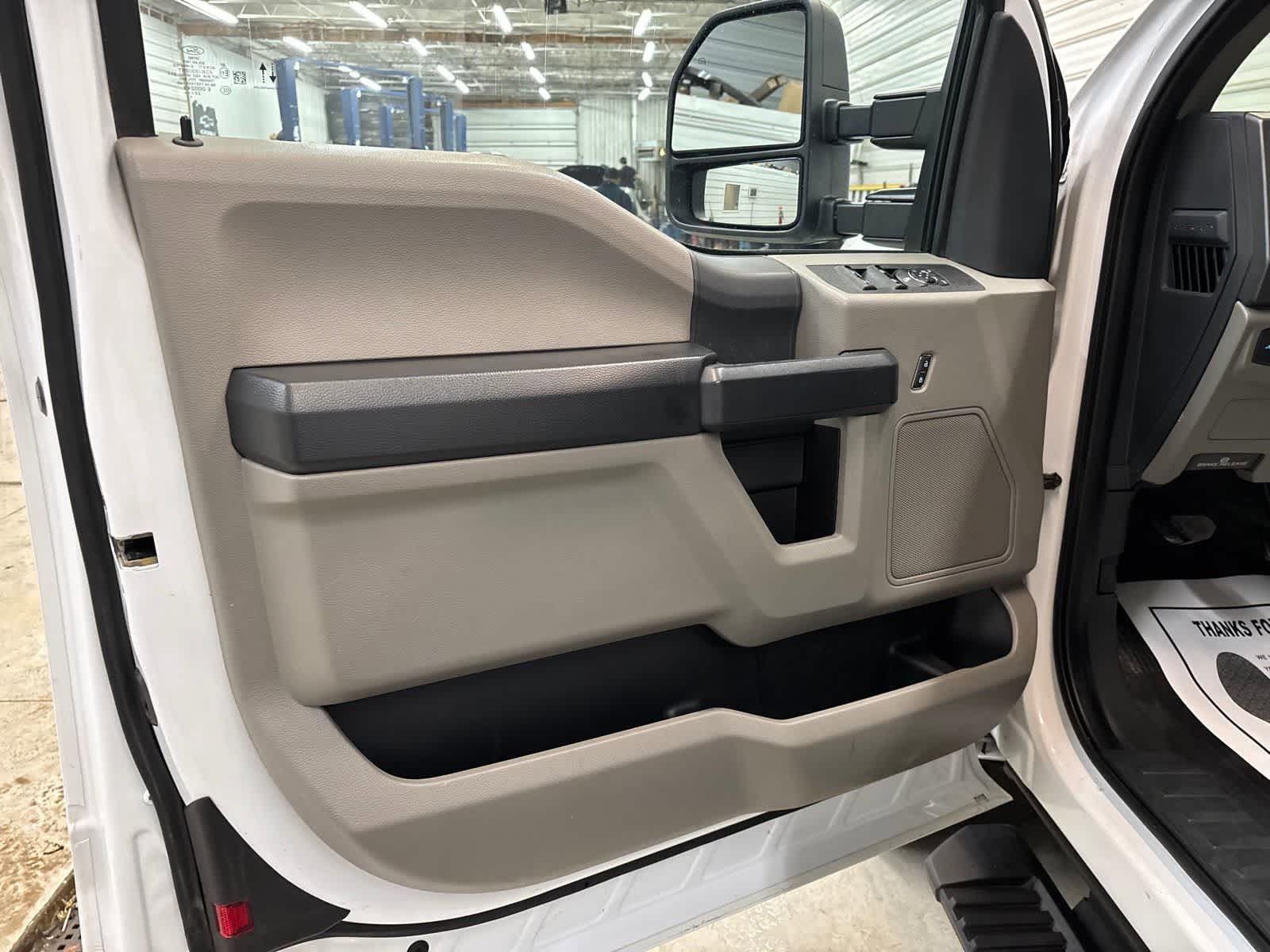 Used 2022 Ford F350 XL w/ Power Equipment Group AWD/4WD image 7