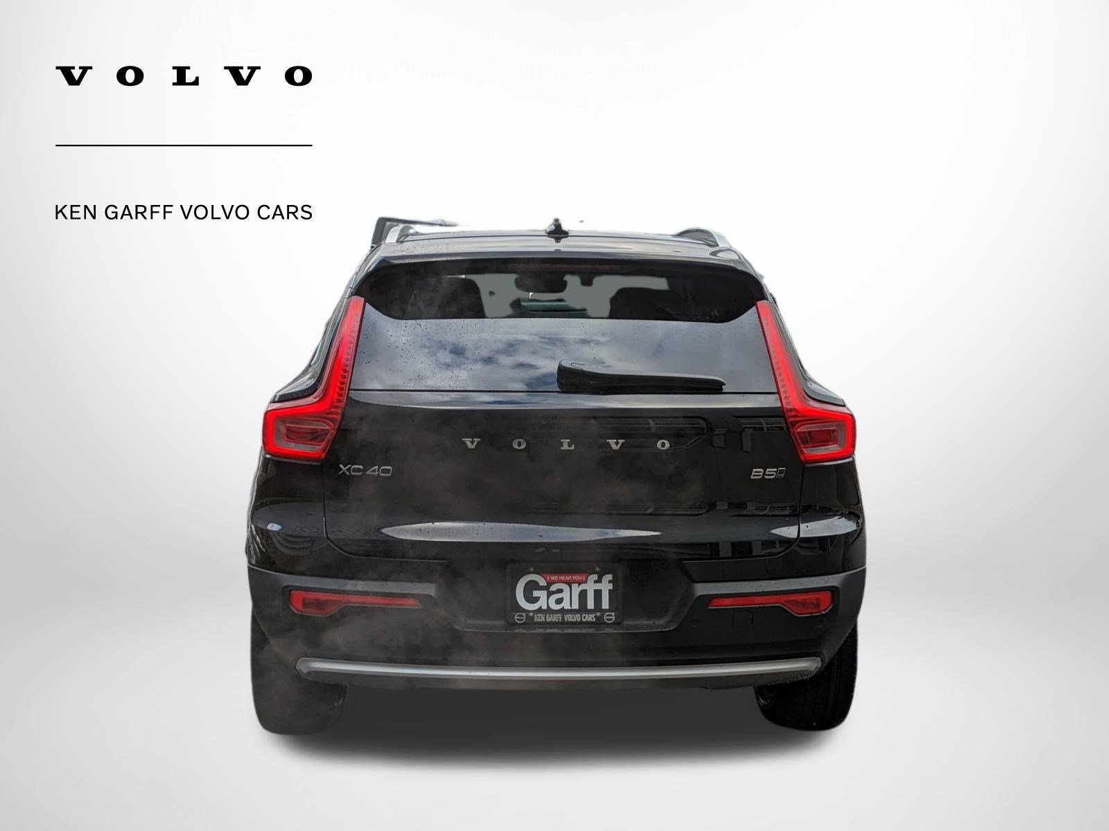 New 2025 Volvo XC40 B5 Core w/ Protection Package Premier image 4