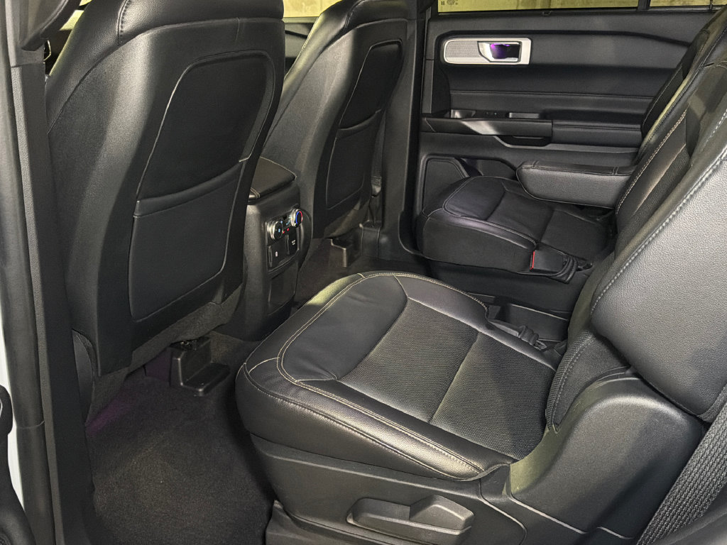 Used 2020 Ford Explorer Limited AWD/4WD image 21