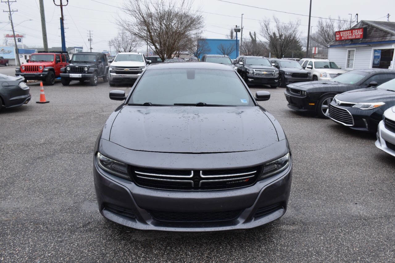 Used 2015 Dodge Charger SE image 3