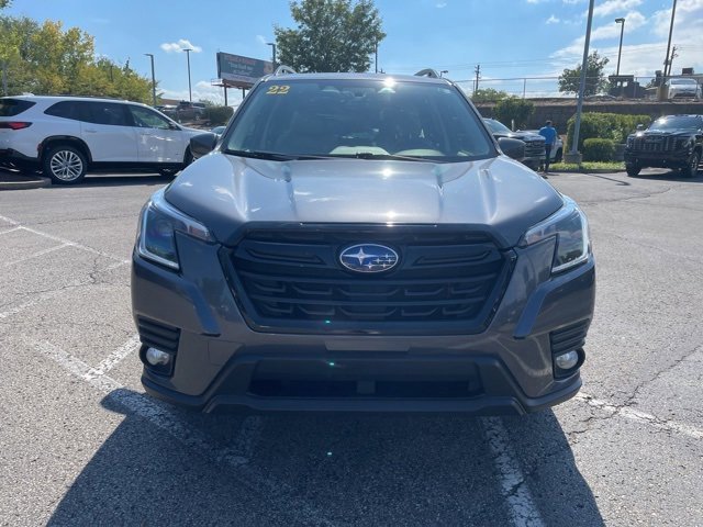 Used 2022 Subaru Forester Premium image 3