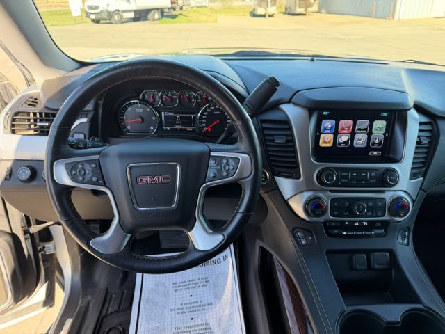 Used 2017 GMC Yukon XL SLT AWD/4WD image 18