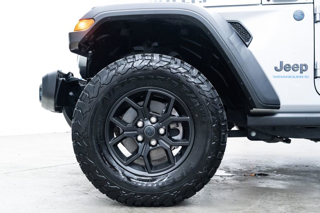 Used 2024 Jeep Wrangler Unlimited image 7