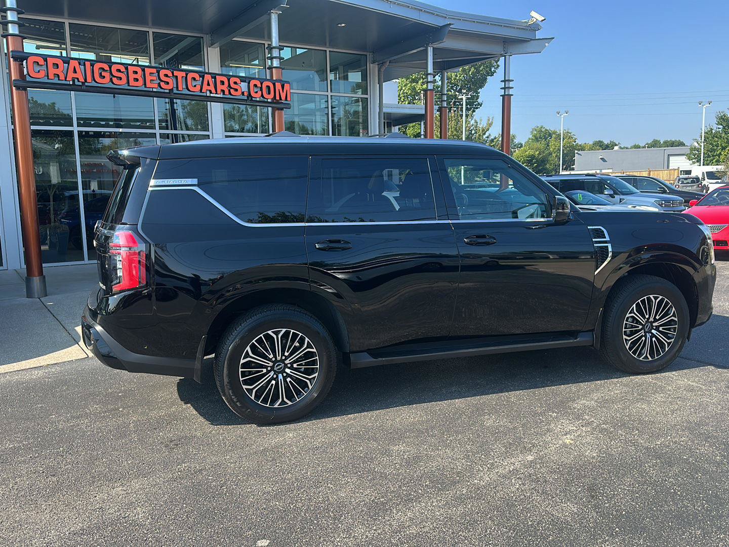 Used 2025 Nissan Armada Platinum w/ Convenience Package AWD/4WD image 3