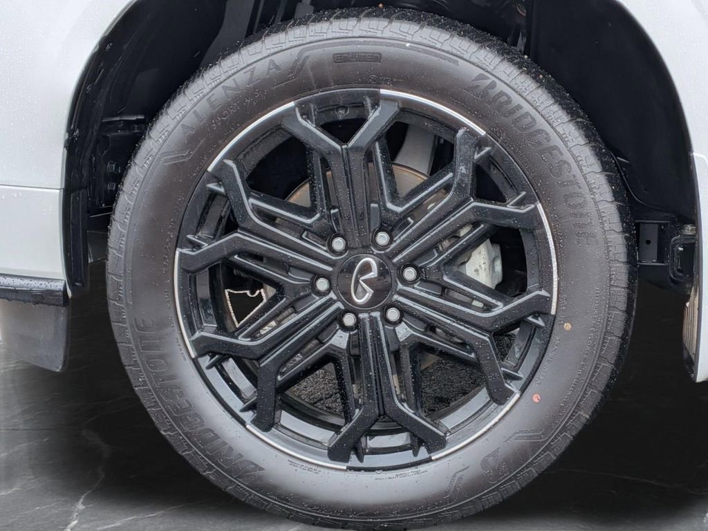 New 2026 INFINITI QX80 4WD w/ Sport Exterior Package image 34