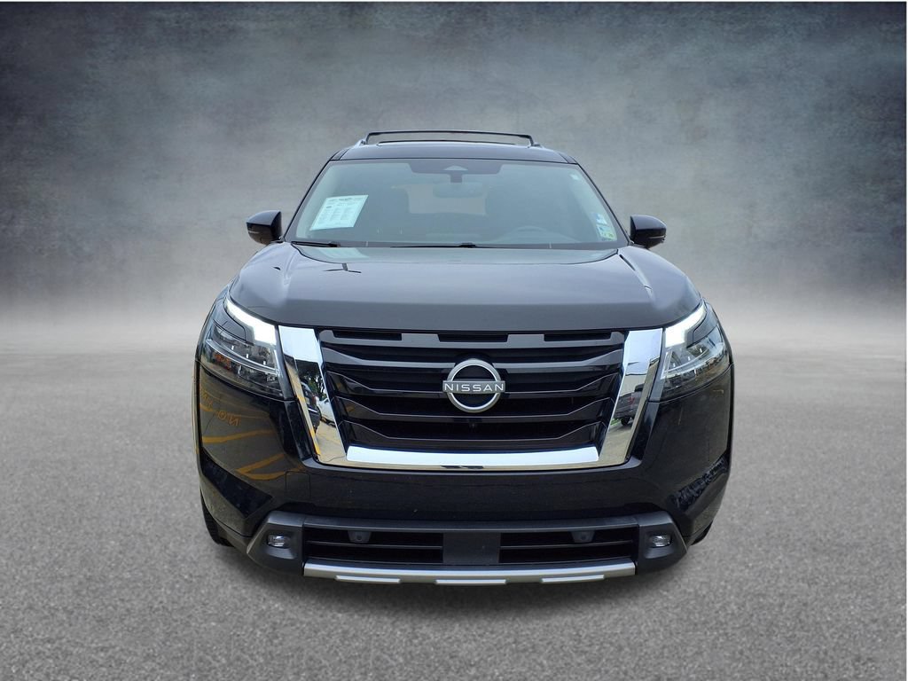 Used 2022 Nissan Pathfinder SL w/ SL Premium Package FWD image 2