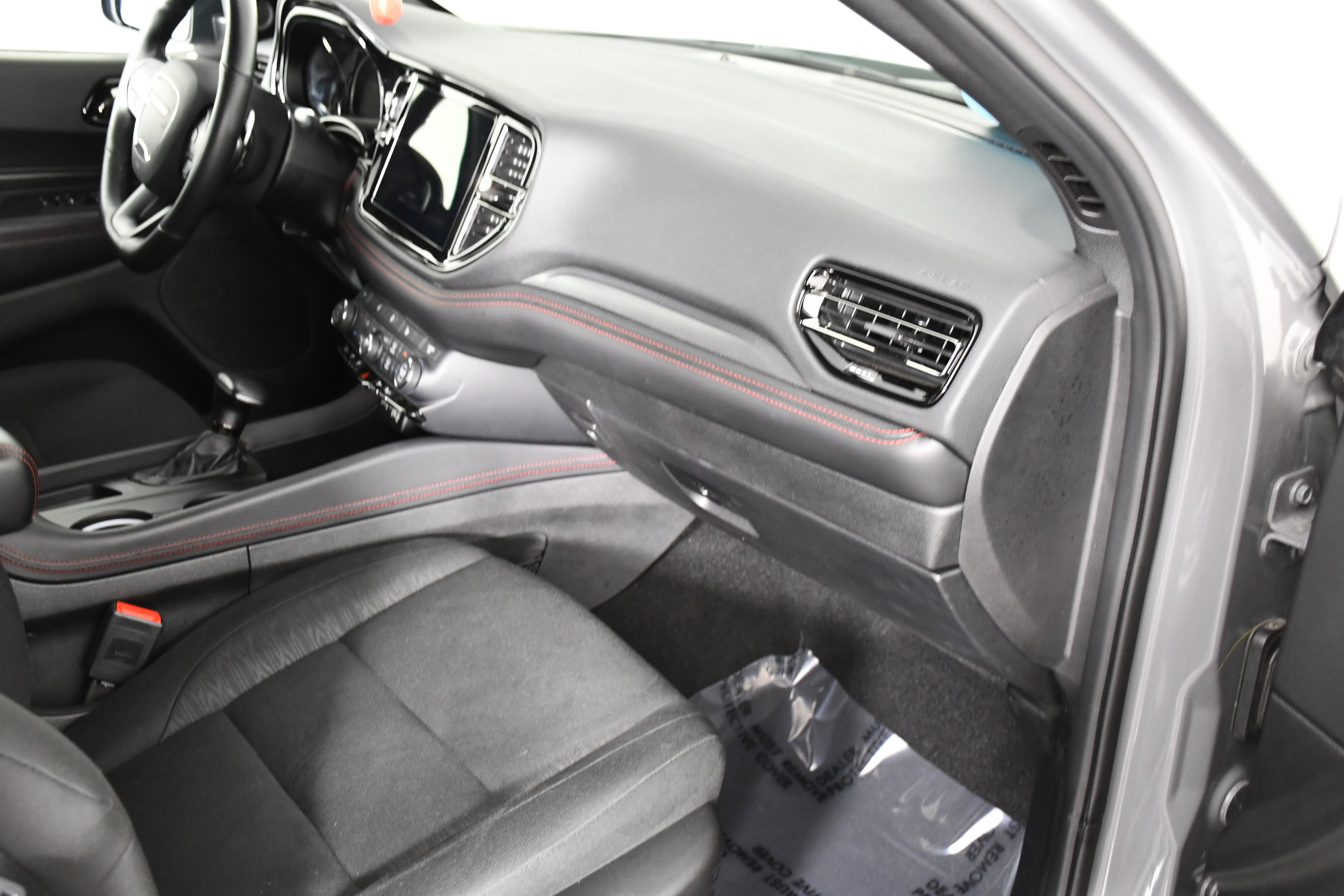 Used 2025 Dodge Durango GT image 32