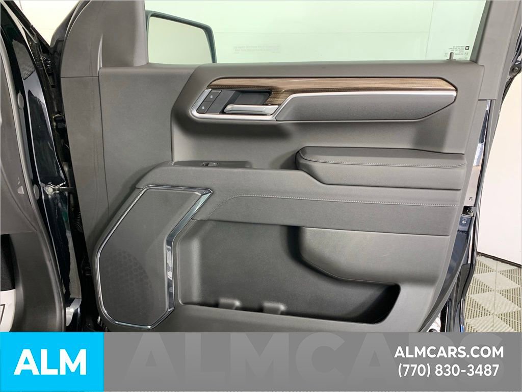 Used 2025 Chevrolet Silverado 1500 LT Trail Boss image 33