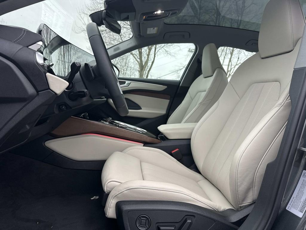 New 2026 Audi A6 Premium Plus image 23