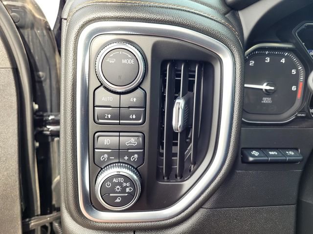 Used 2022 GMC Sierra 1500 AT4 w/ AT4 Carbonpro Edition image 16