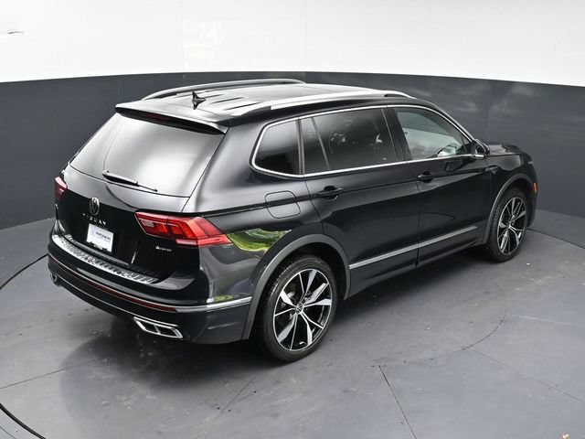 Used 2024 Volkswagen Tiguan SEL R-Line AWD/4WD image 28