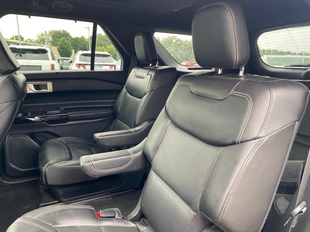 Used 2023 Ford Explorer ST w/ Equipment Group 401A AWD/4WD image 19