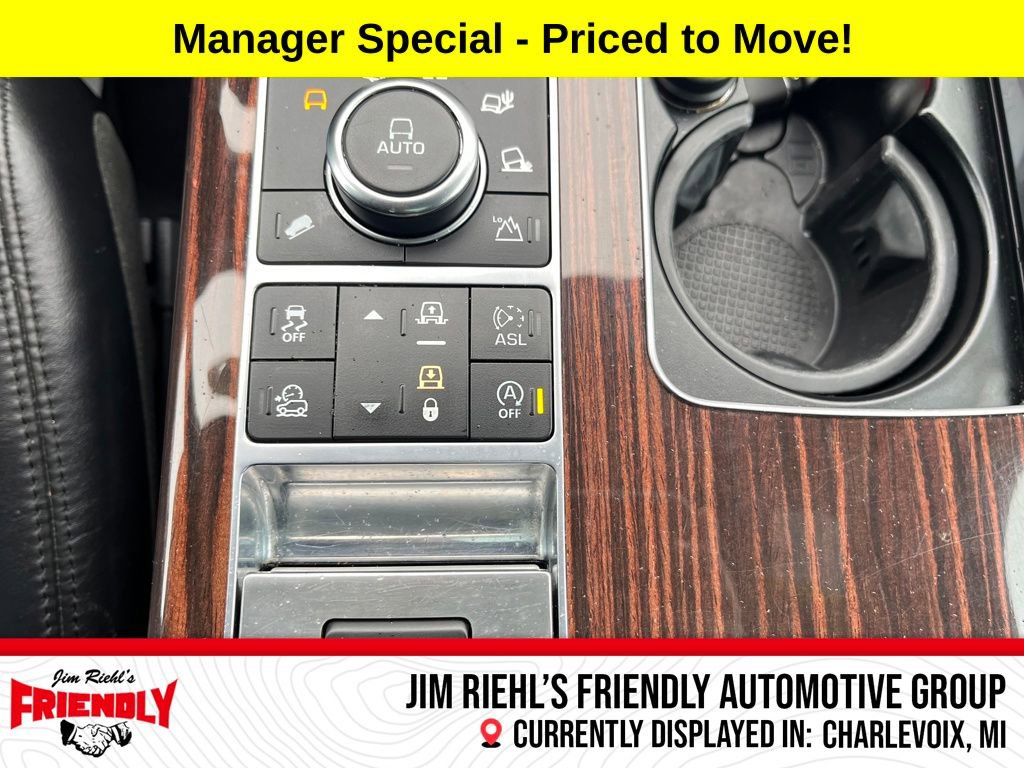 Used 2016 Land Rover Range Rover Supercharged image 38