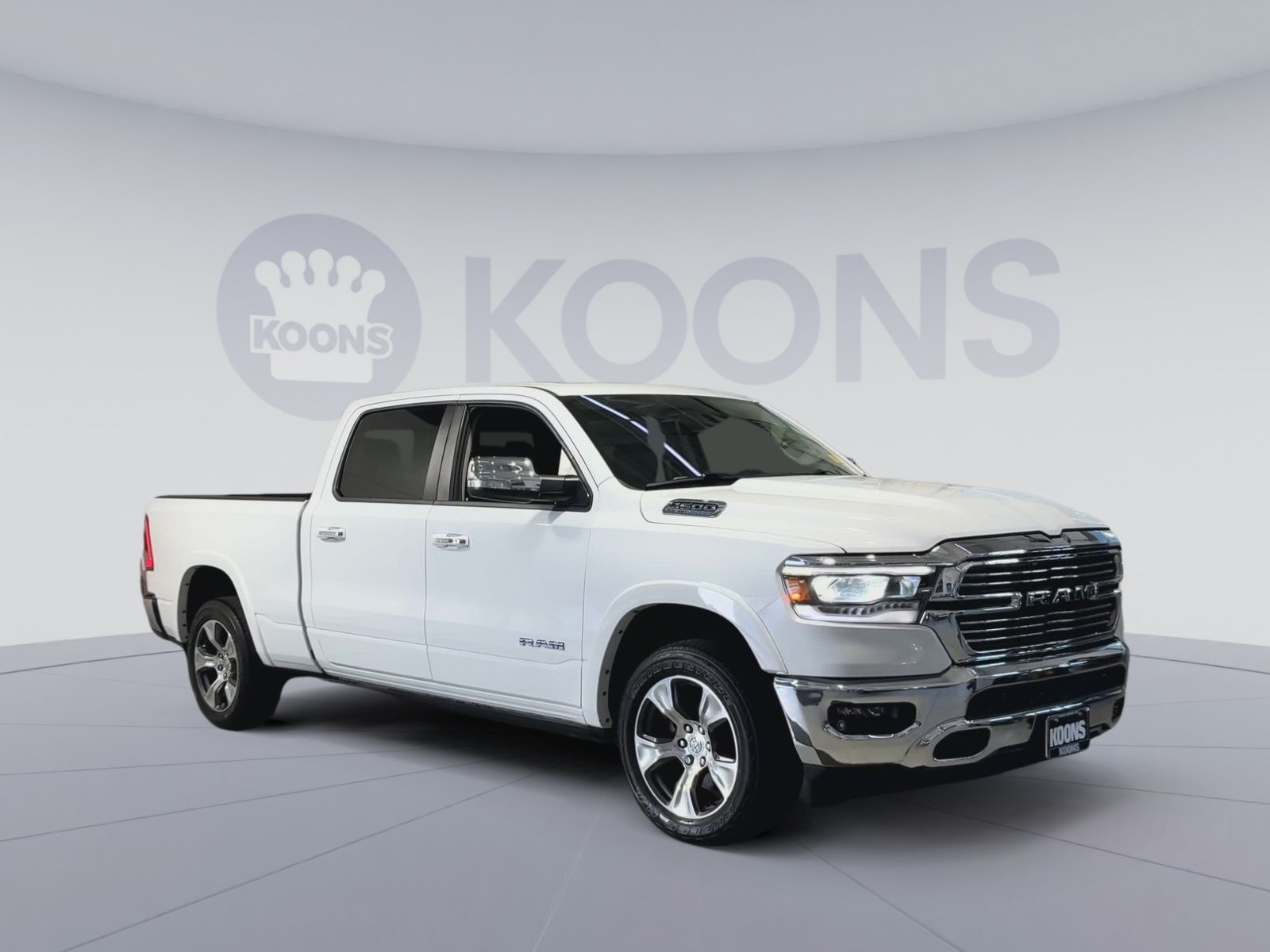 Used 2022 RAM 1500 Laramie AWD/4WD image 2