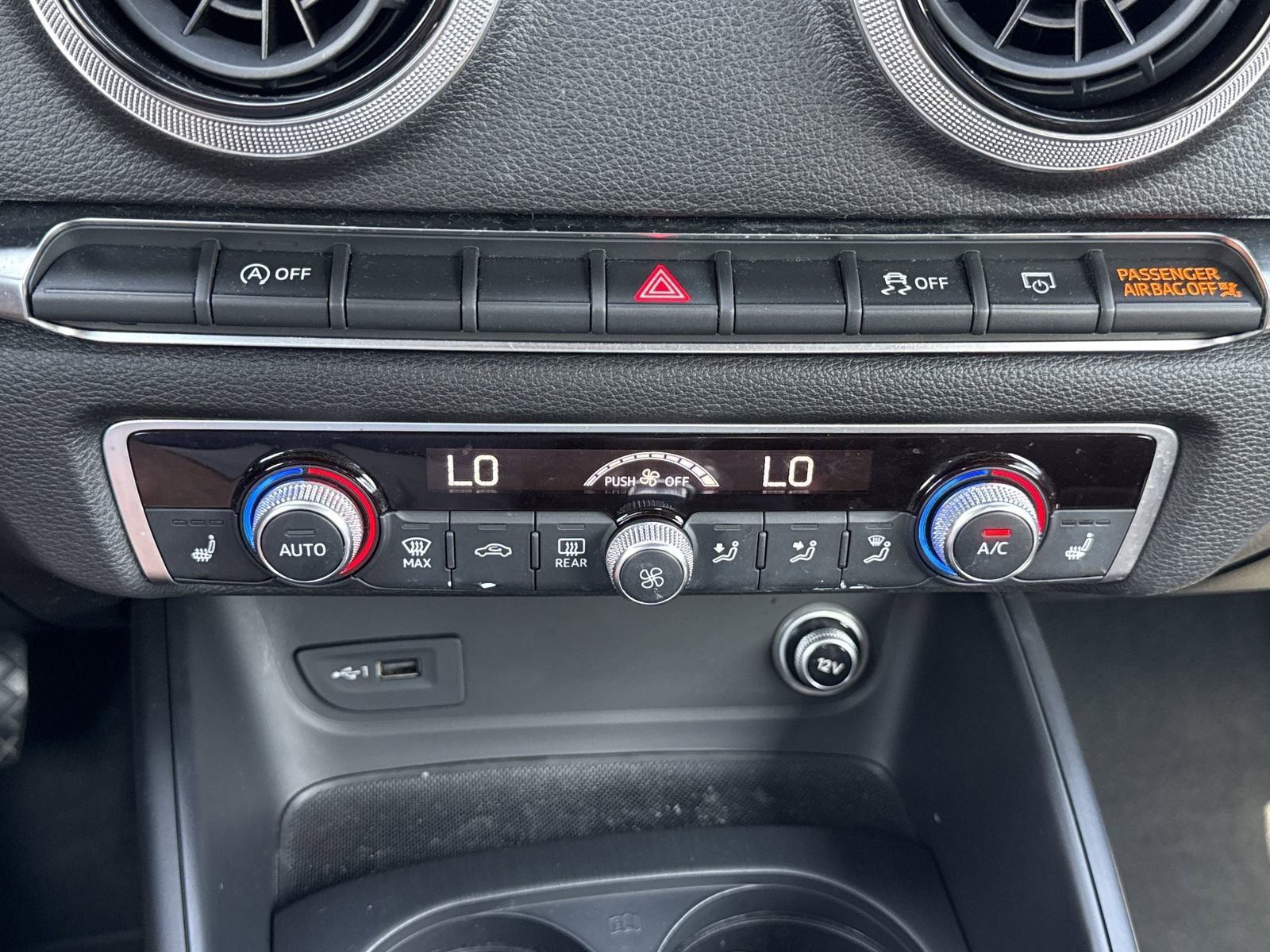 Used 2018 Audi A3 2.0T Premium w/ Convenience Package image 25