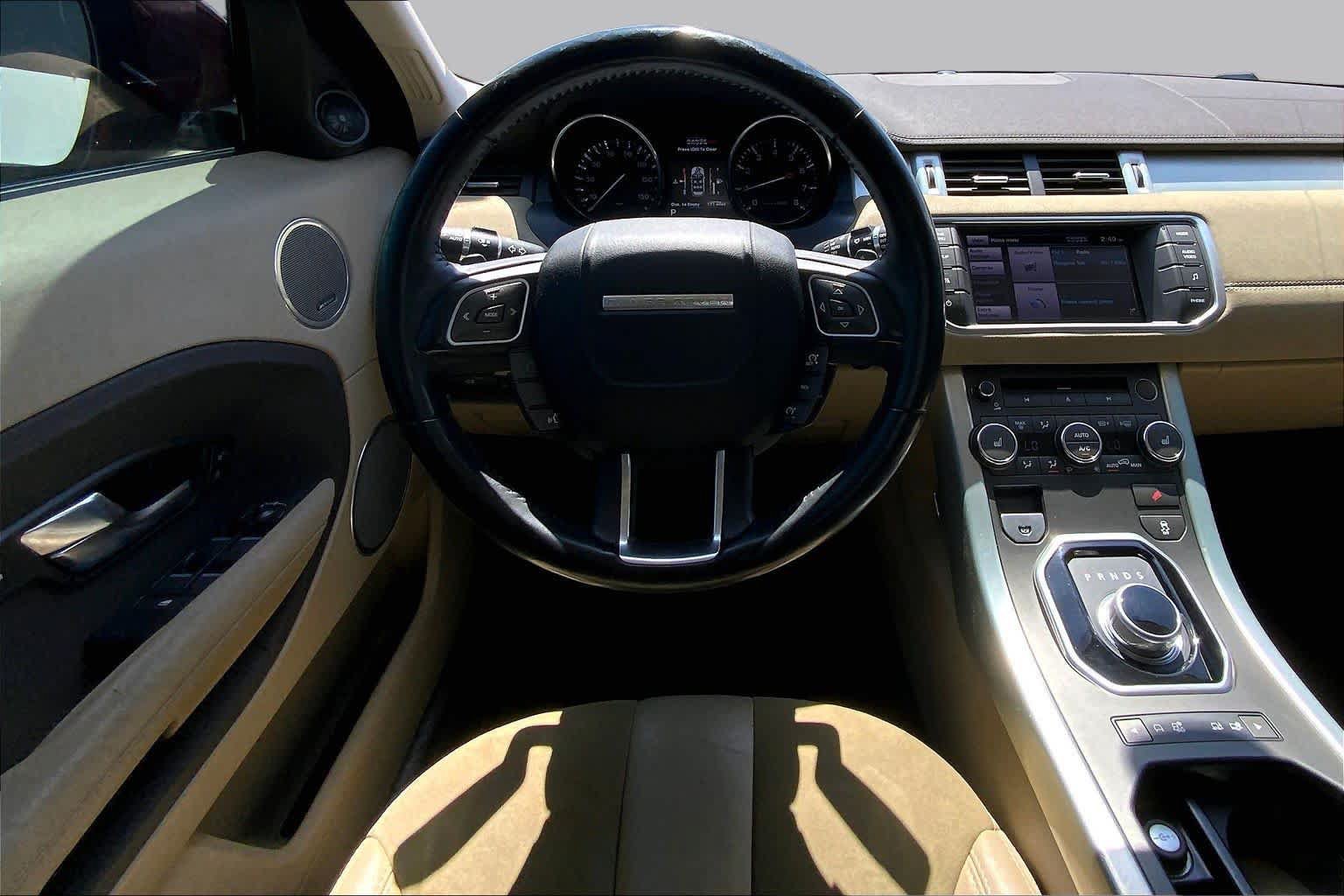 Used 2013 Land Rover Range Rover Evoque Pure AWD/4WD image 6