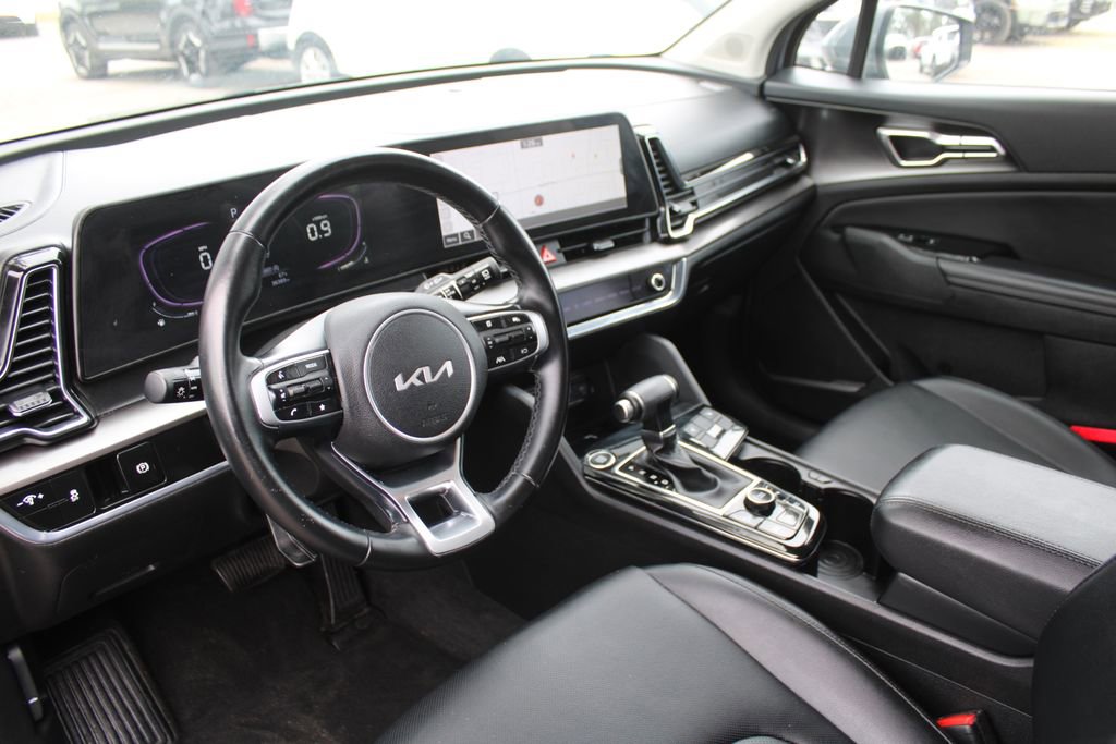 Used 2023 Kia Sportage EX image 21