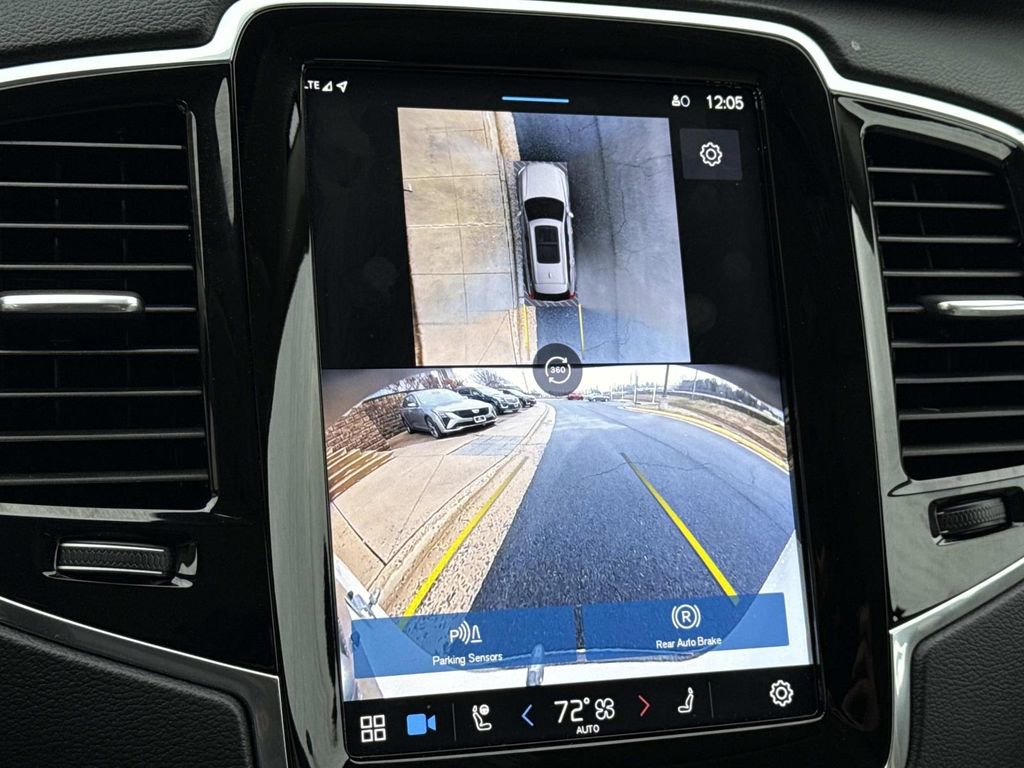 Used 2024 Volvo XC90 T8 Ultimate w/ Lounge Package image 23