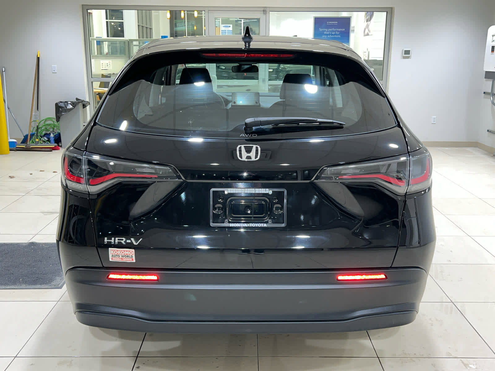 Certified 2024 Honda HR-V LX image 8