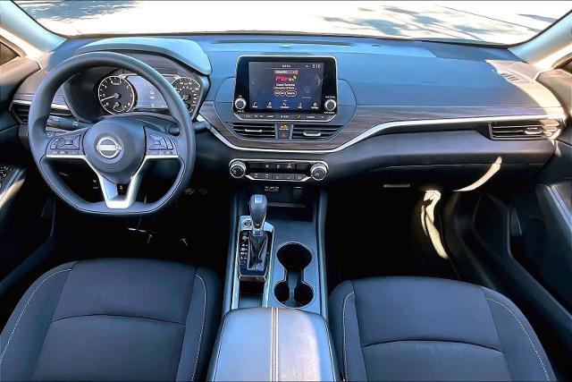 Certified 2025 Nissan Altima 2.5 SV FWD image 16