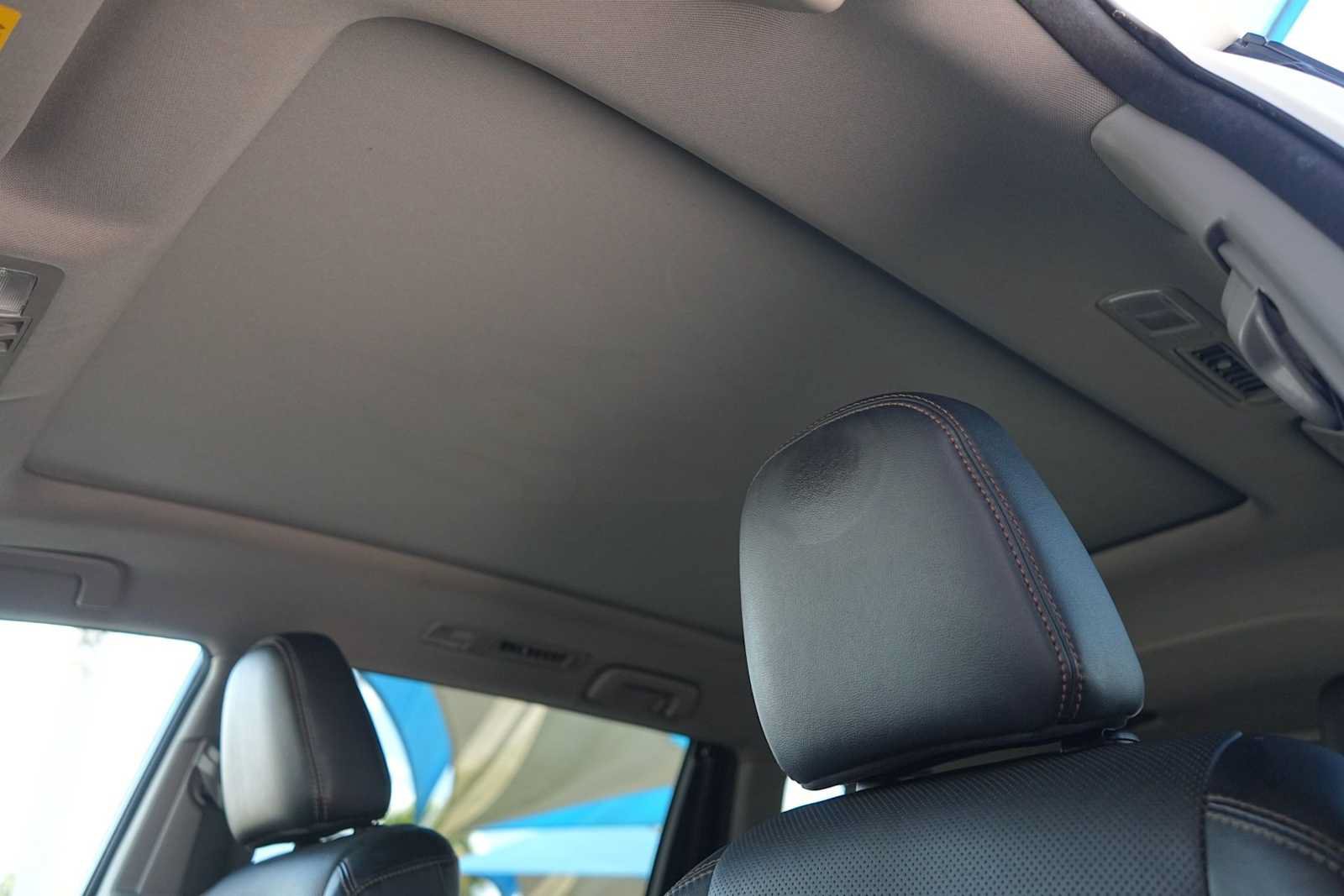 Used 2017 Toyota Highlander Limited Platinum FWD image 25