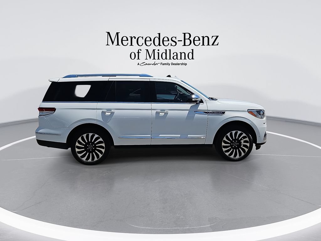 Used 2022 Lincoln Navigator Black Label AWD/4WD image 9