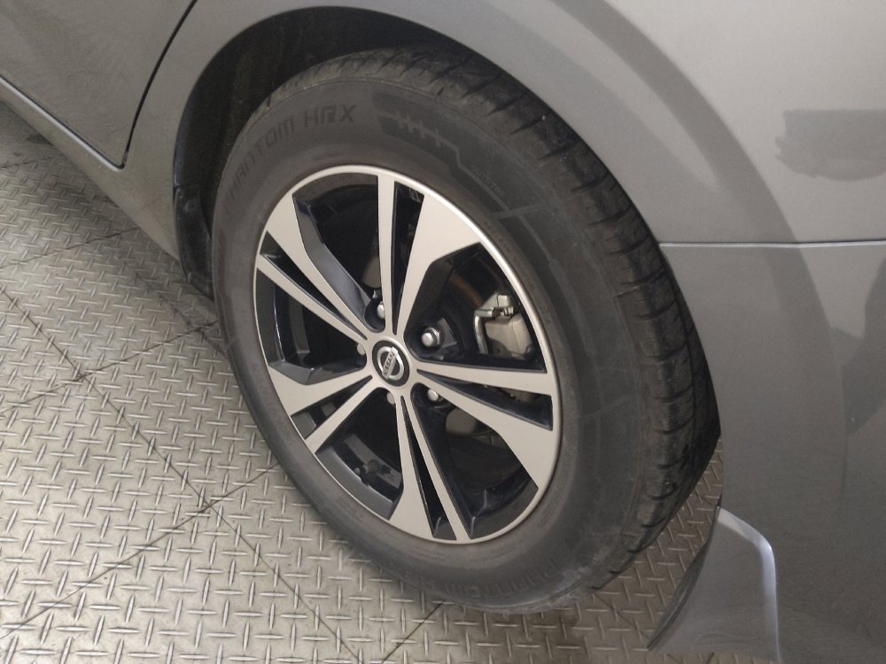 Used 2022 Nissan Sentra SV w/ All-Weather Package FWD image 31