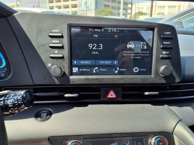 Certified 2025 Hyundai Elantra Sport FWD image 21