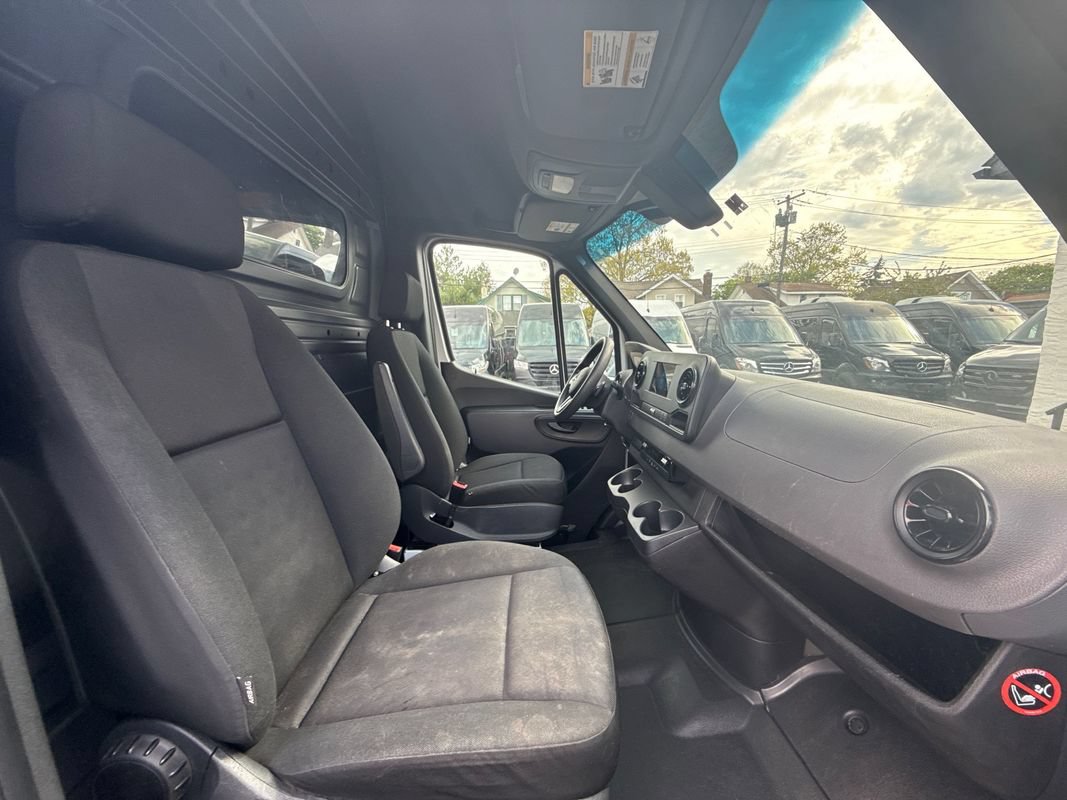 Used 2021 Mercedes-Benz Sprinter 2500 w/ Driver Convenience Package image 18