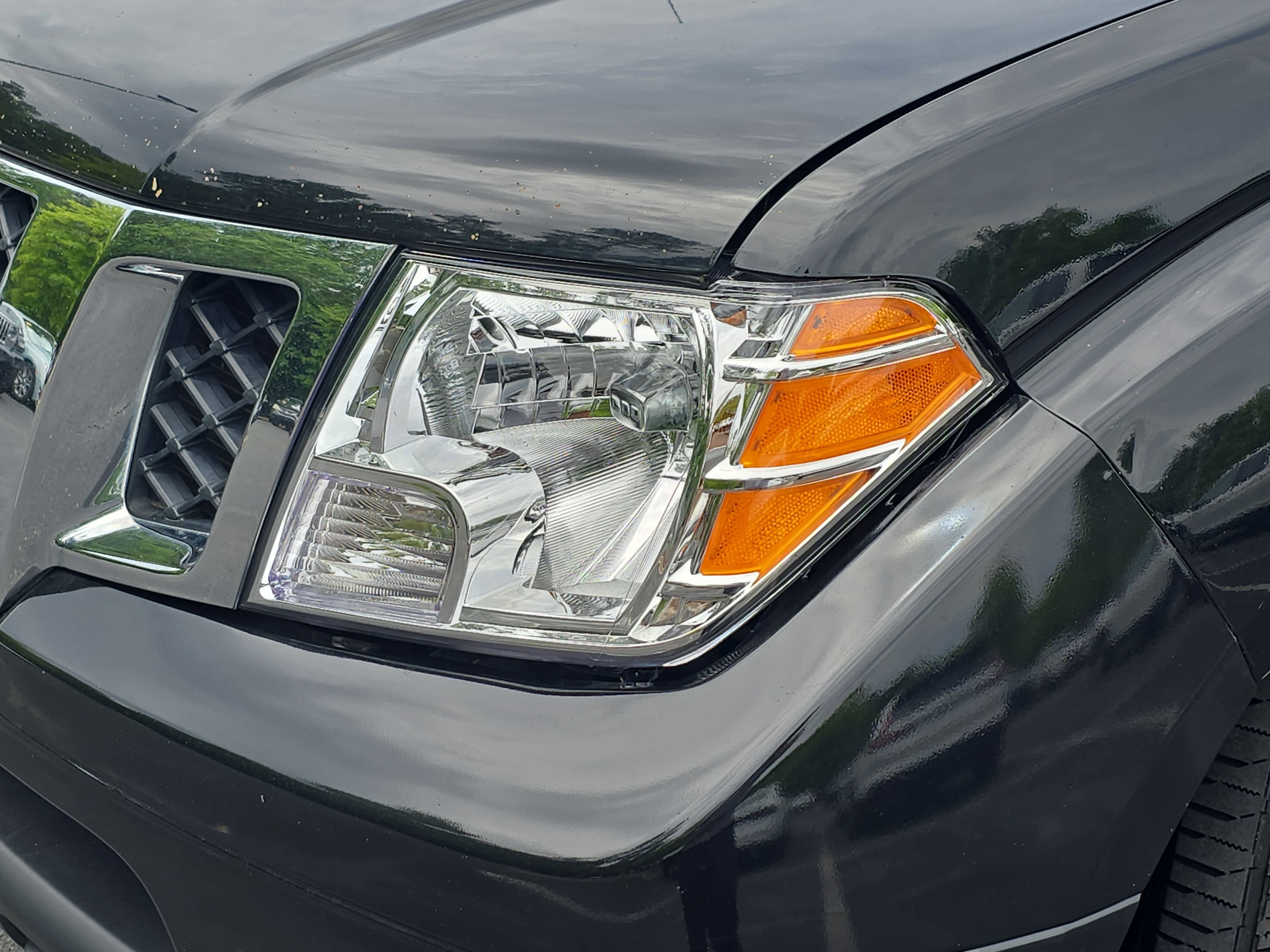 Used 2018 Nissan Frontier SV w/ Value Truck Package AWD/4WD image 27