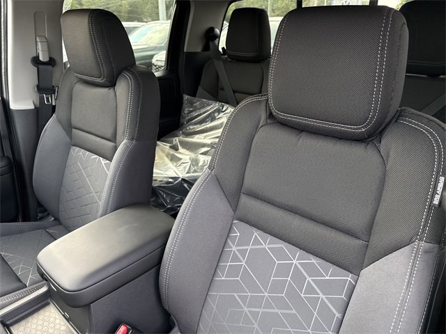 New 2026 Nissan Frontier SV image 6