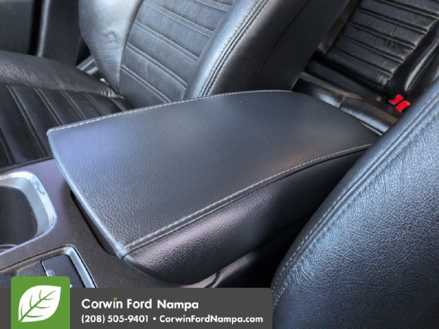 Used 2018 Ford Fusion SE w/ Fusion SE Technology Package FWD image 18