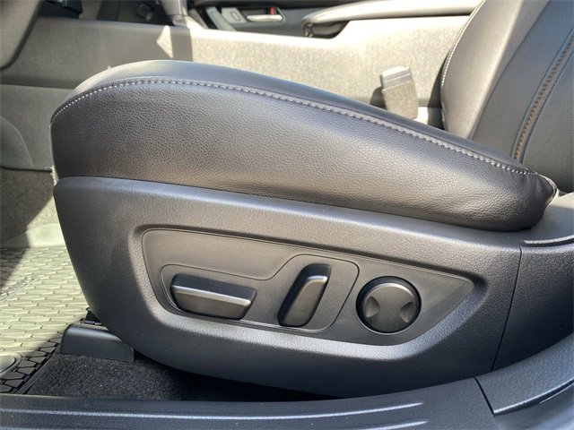 Certified 2025 MAZDA CX-50 2.5 Hybrid w/ Weather Package image 13