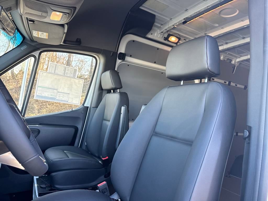 New 2025 Mercedes-Benz Sprinter 3500 image 21