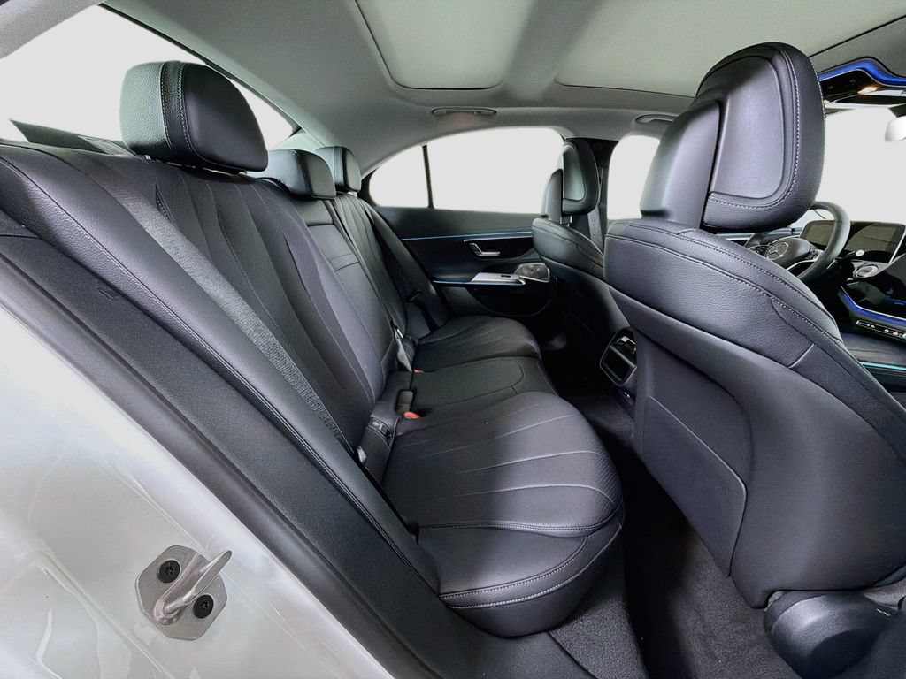 New 2026 Mercedes-Benz E 450 4MATIC Sedan image 30