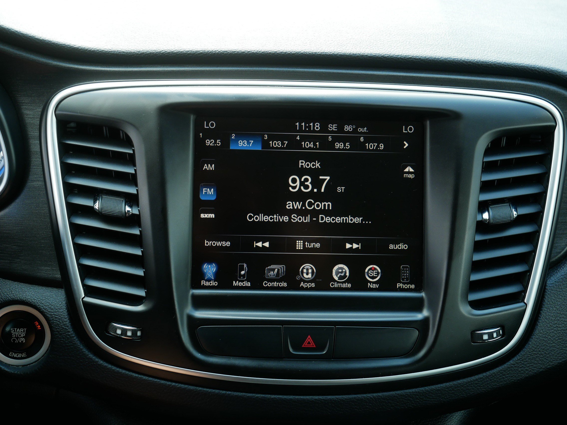 Used 2016 Chrysler 200 Limited w/ Convenience Group FWD image 22