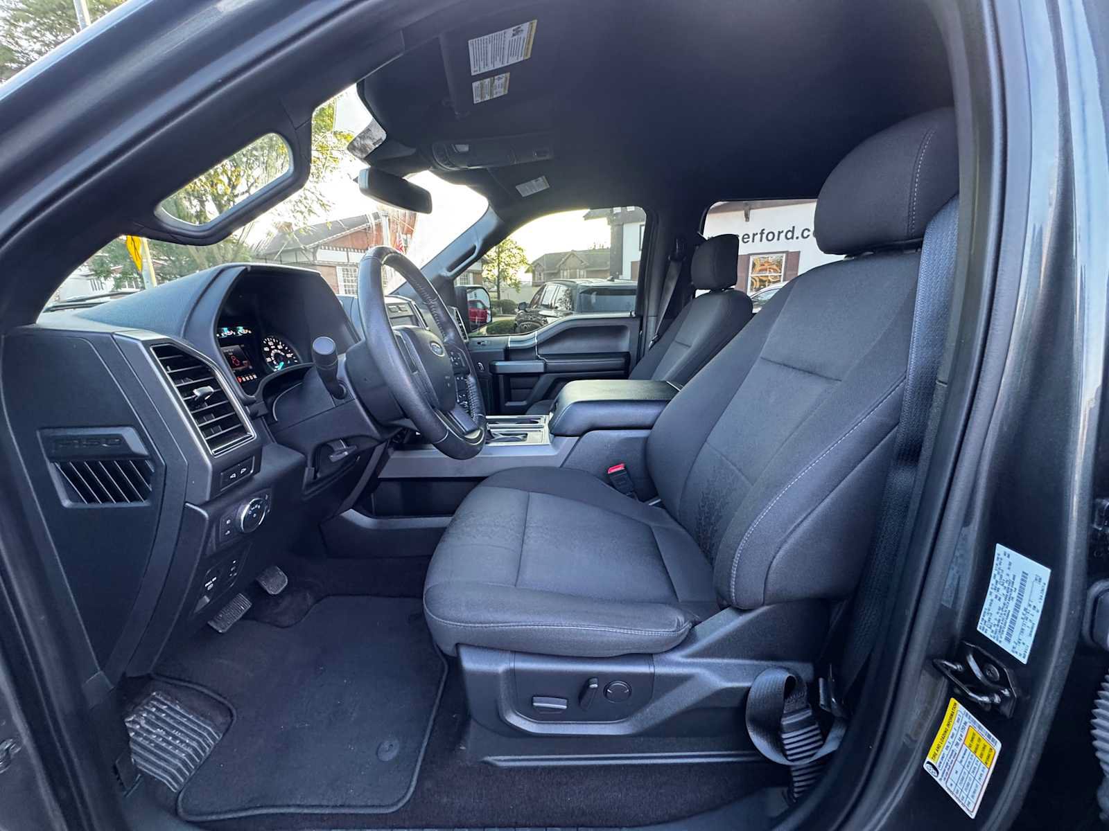 Used 2019 Ford F150 XLT w/ Equipment Group 302A Luxury AWD/4WD image 2