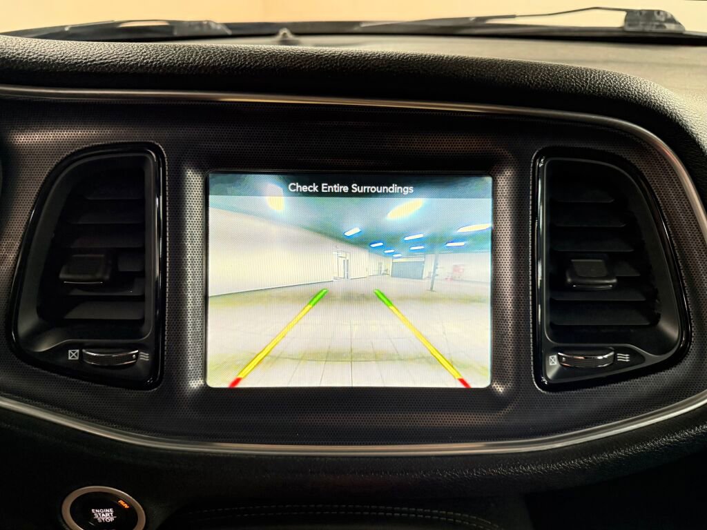 Used 2016 Dodge Challenger R/T Scat Pack w/ Leather Interior Group image 13