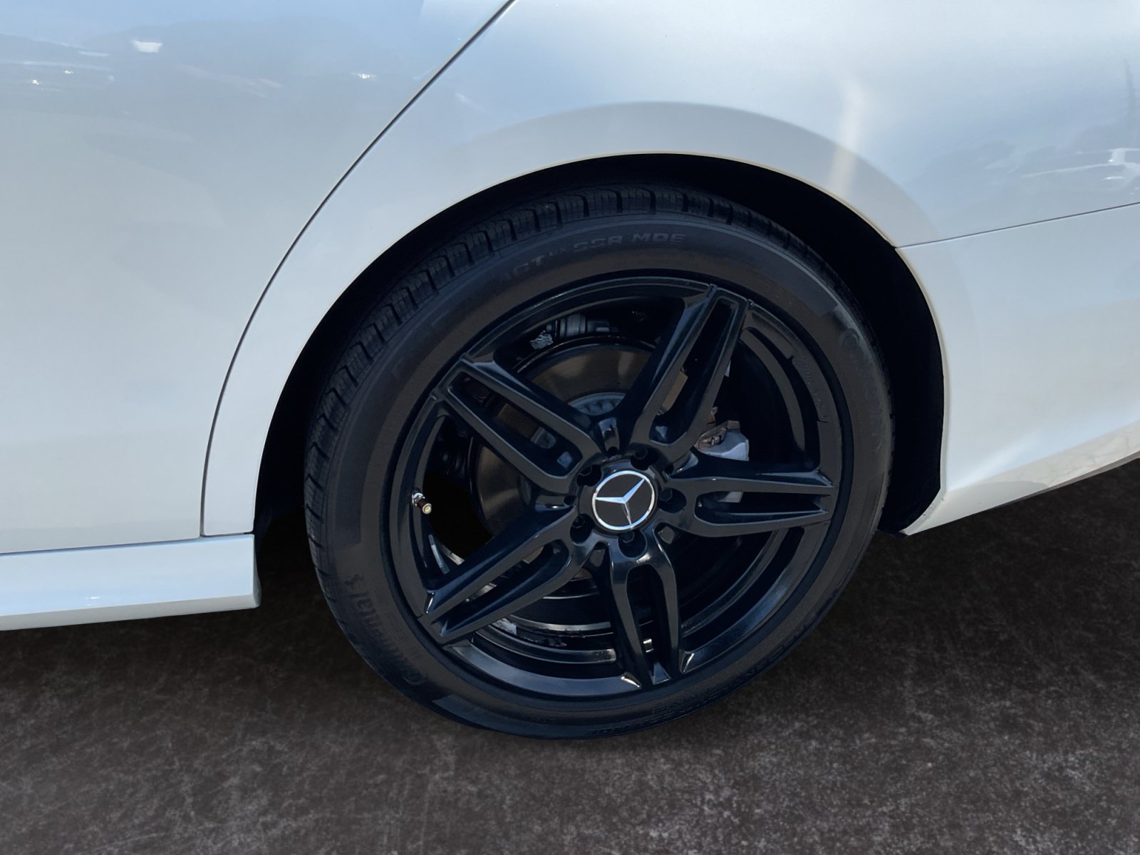 Used 2017 Mercedes-Benz E 300 image 9