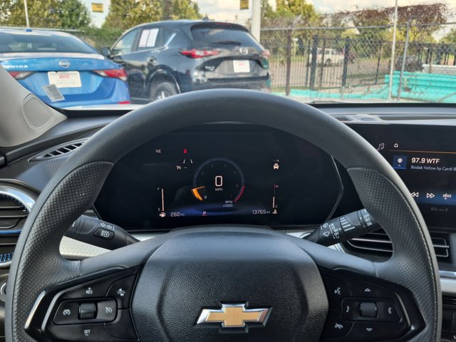 Used 2026 Chevrolet Trax LT FWD image 13