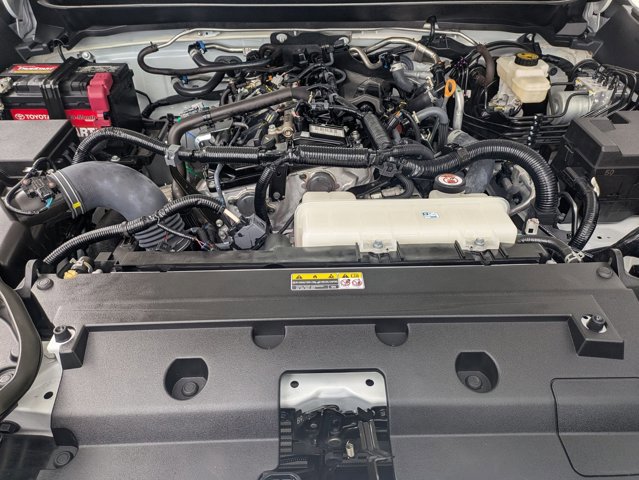Used 2024 Toyota Tacoma SR5 AWD/4WD image 20
