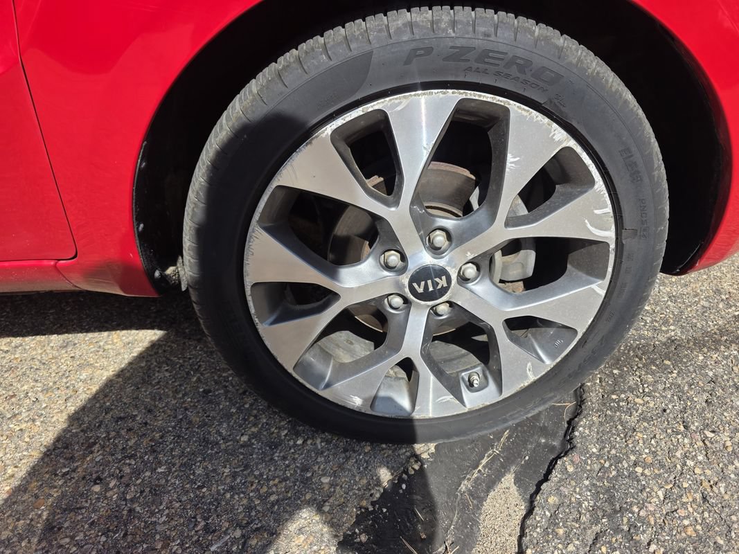 Used 2013 Kia Soul ! w/ Premium Pkg FWD image 41