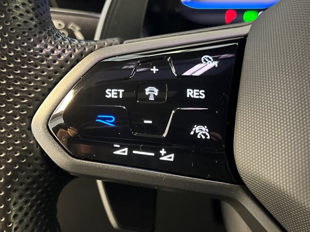 Used 2023 Volkswagen Golf R AWD/4WD image 20