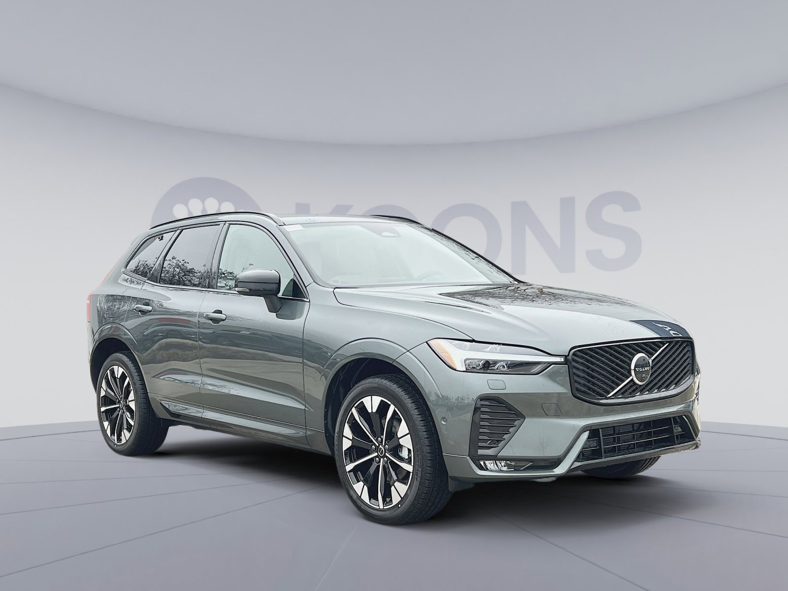 New 2026 Volvo XC60 B5 Plus w/ Protection Package Premier image 10